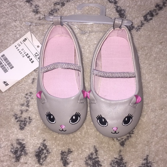 H&M Other - Cutest lil (mouse?) baby shoes